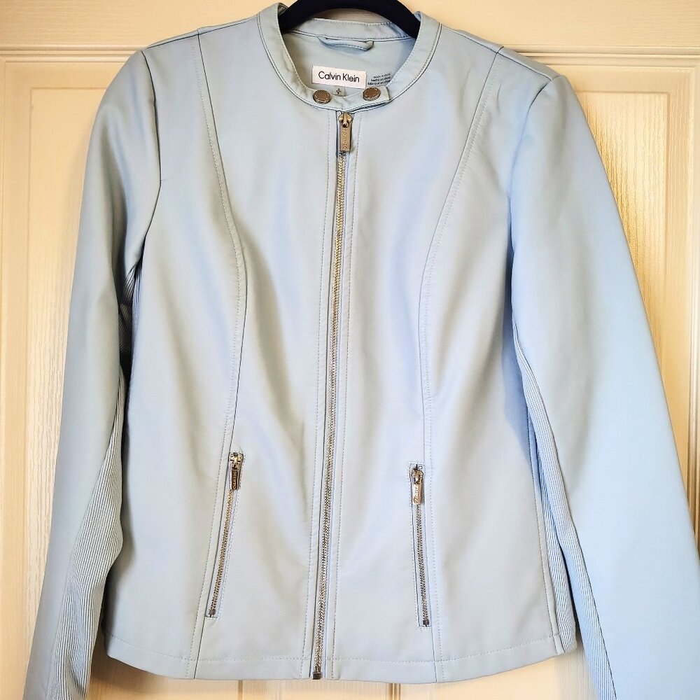 New CALVIN KLEIN POWDER BLUE FAUX LEATHER LADIES MOTO JACKET SMALL